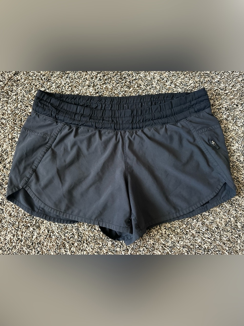 Lululemon Women’s Track That Shorts 3” - Black size 6